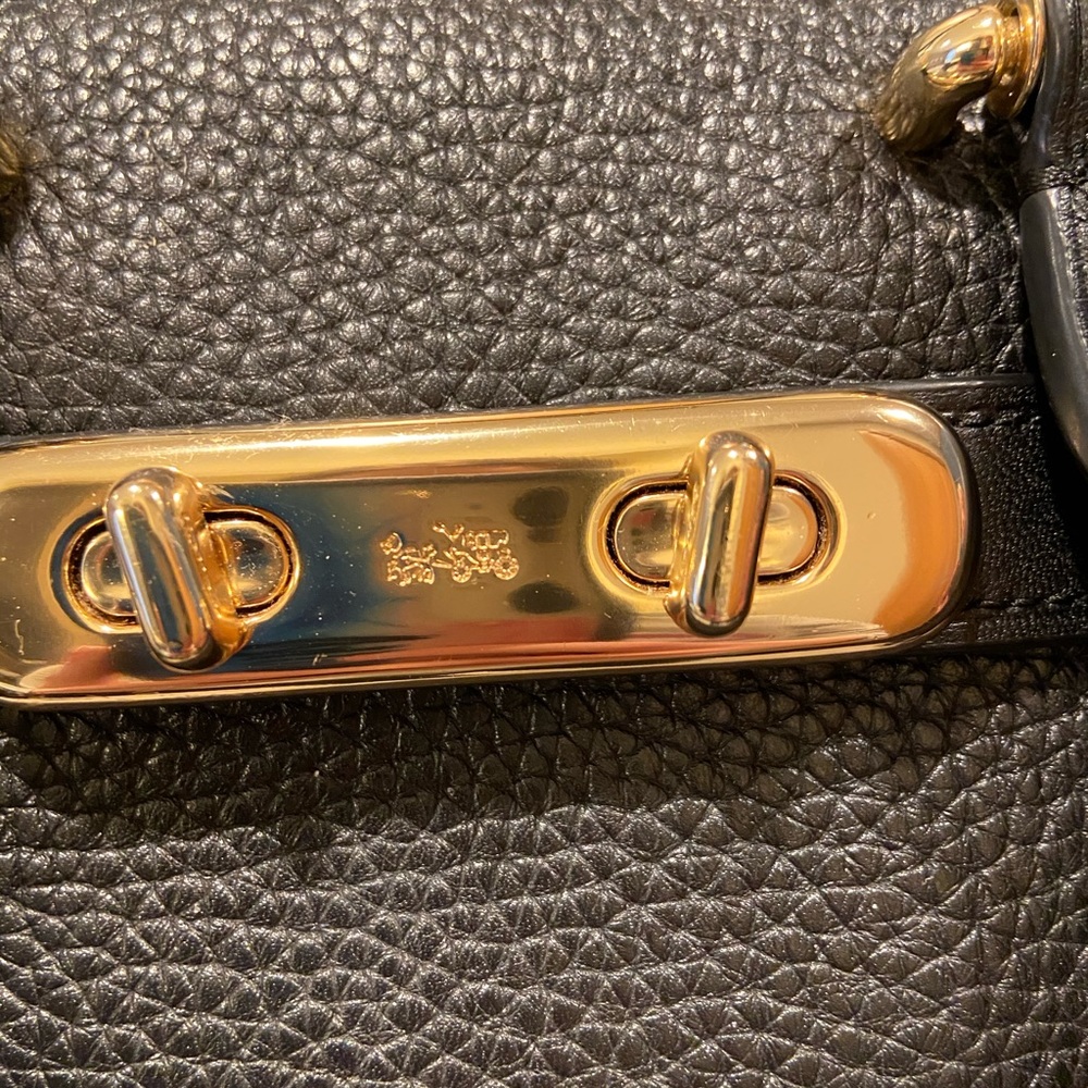 Purse - Picture 2 of 4